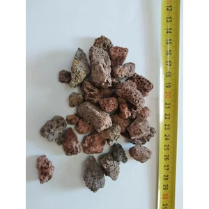 Lávakő /1l~ 1kg kimérve - szűrőanyagként és talajként is használható