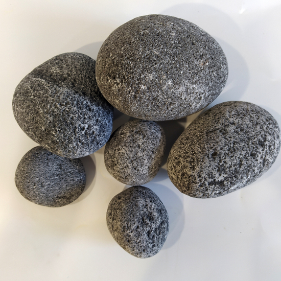 Black lava - vulkanikus fekete görgeteg kő / kg